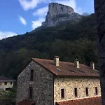 Hostal Cabrales Carreña