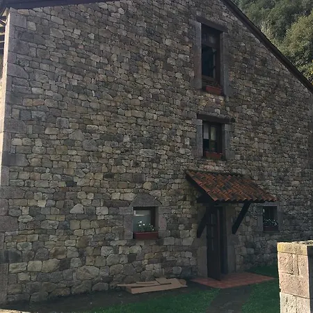 Cabrales Hostel *